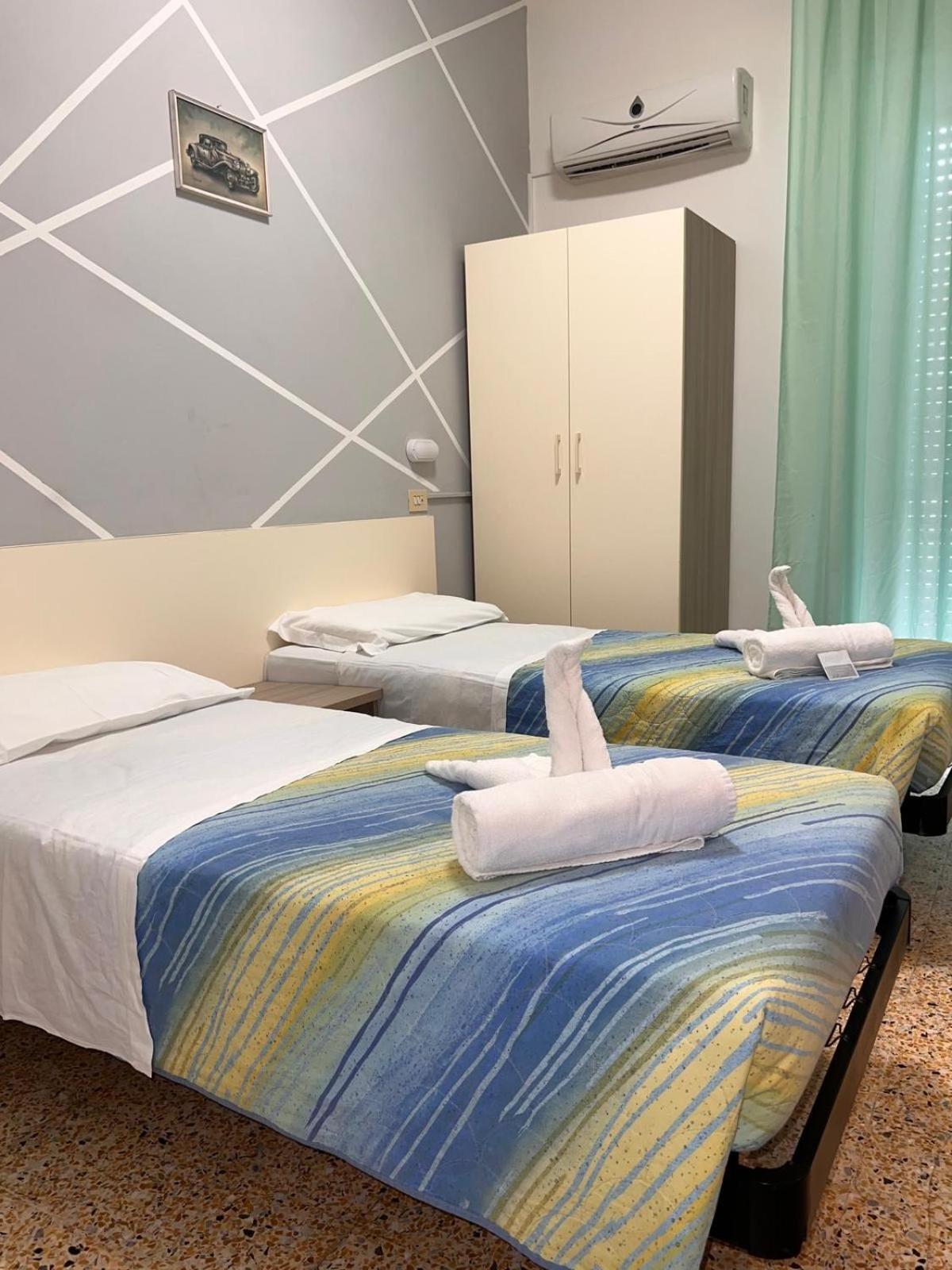 Hotel Moroni Rimini Exteriér fotografie